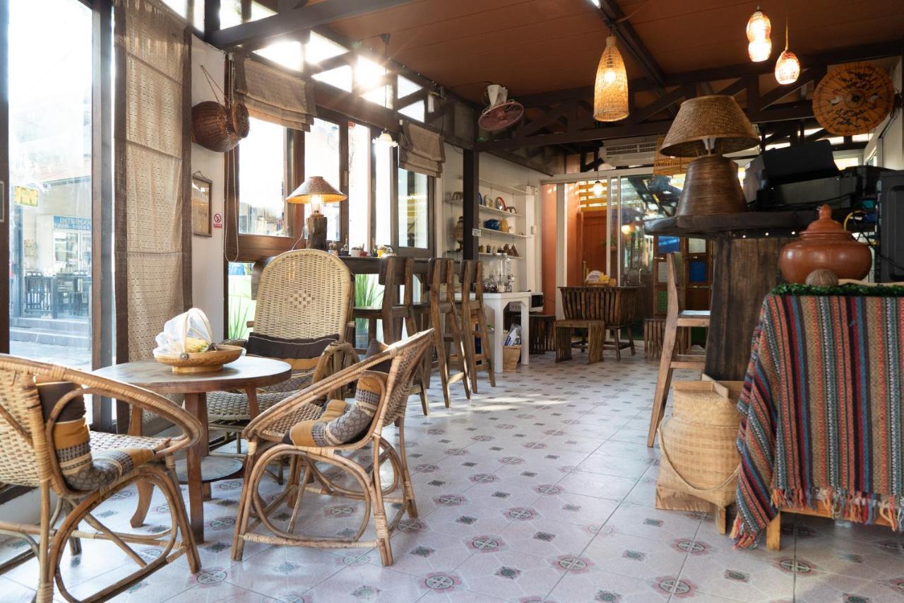 Past Tense Hostel Chiang Mai Exterior foto