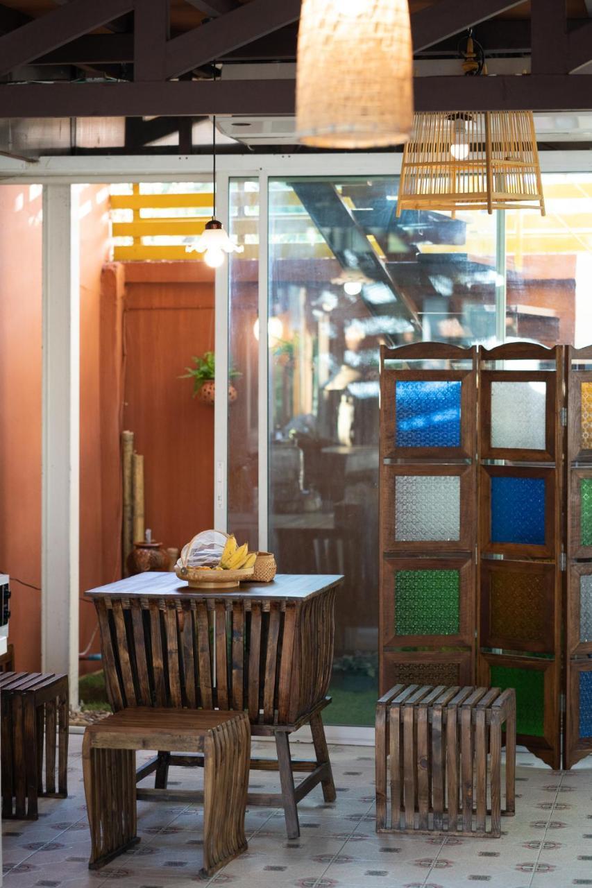 Past Tense Hostel Chiang Mai Exterior foto